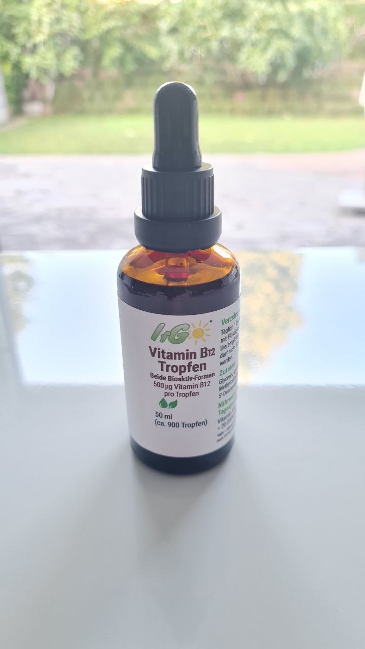 Flasche Vitamin B12 Tropfen